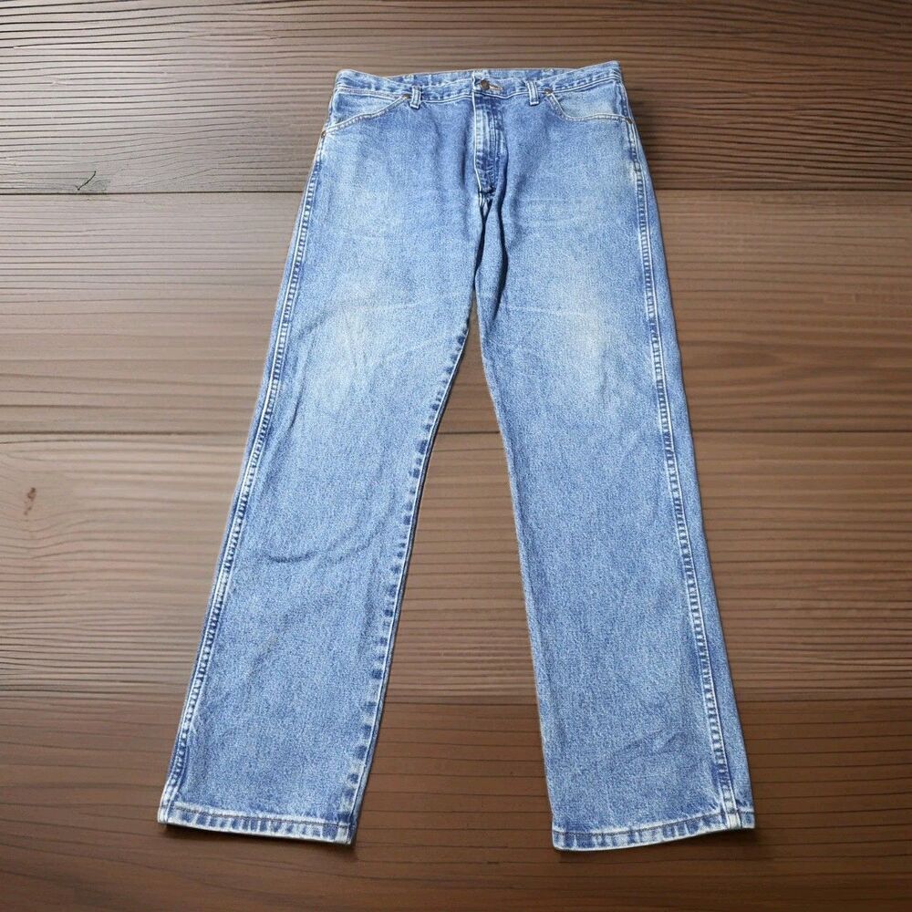 Vintage Wrangler 13MWZ Cowboy Cut Jeans Mens 36x32 Stonewash Denim Western 2005